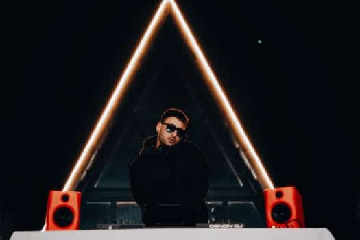 Sunglasses With Built-In Audio Surprises