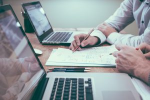 Leadership Traits That Get Noticed by Employers