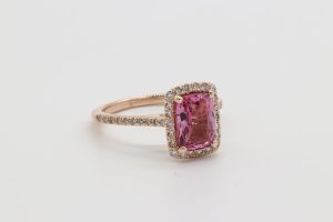 Bold Jewelry Trends That Complement Couture
